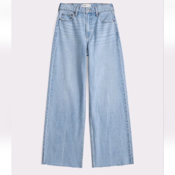 Abercrombie & Fitch The High Rise Wide Leg Jeans Raw Hem Women's Blue 35 L NWOT - Picture 2 of 16